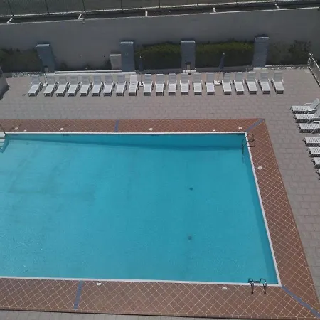Apartmán 5 Min Walk From Yumbo 208